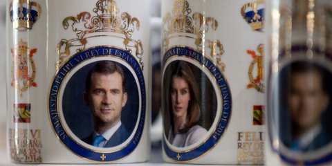 Ο Μονάρχης και οι κούπες