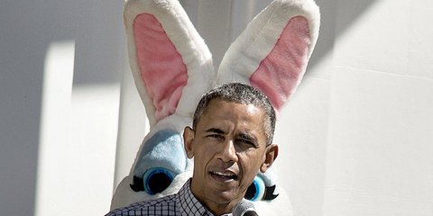 Ο Μπαράκ Ομπάμα και αφτιά του κούνελου
