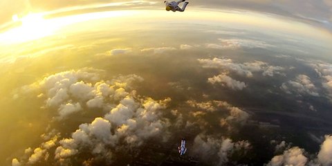 «Ιπτάμενοι» πάνω από τη Μόσχα 