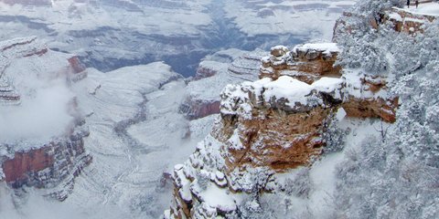 Στα λευκά ντύθηκε το Γκραν Κάνιον