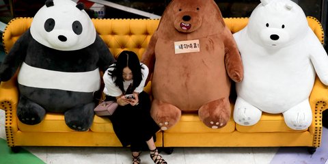 Ξεχωριστή διακόσμηση στα shopping malls της Κίνας 