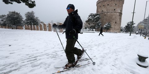 Σκι δίπλα στον Λευκό Πύργο