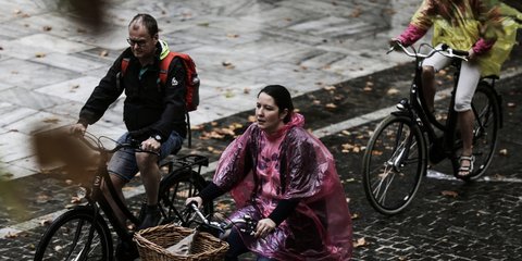 Κι όμως, η εικόνα είναι τραβηγμένη στην βροχερή Αθήνα -Φωτογραφία: Theodore Manolopoulos / SOOC