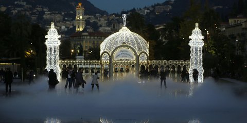 Χριστουγεννιάτικη ατμόσφαιρα στη Νίκαια της Γαλλίας