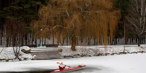 Ο Αγιος Βασίλης πήρε το κουπί του