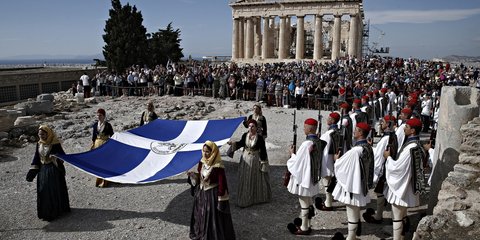Τελετή έπαρσης της ελληνικής σημαίας στην Ακρόπολη για την επέτειο απελευθέρωσης των Αθηνών -Φωτογραφία: Alexandros Michailidis / SOOC