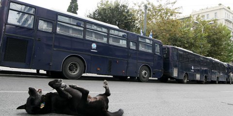 Ξάπλες στη Σταδίου 