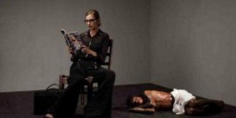 Σάλος από σειρά ρούχων με τίτλο «Γίνε ο σκλάβος μου» [εικόνες]