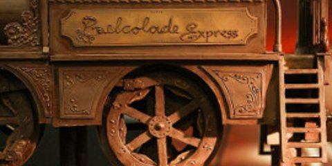 Τρένο 34 μέτρων φτιαγμένο από... σοκολάτα [εικόνες]