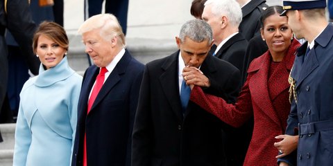  Οταν μια εικόνα, αποτυπώνει το τέλος εποχής-Φωτογραφία: AP Photo/Alex Brandon