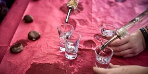 Ηρθε το φθινόπωρο: 10η γιορτή κάστανου και τσίπουρου, στην Ροδαυγή Αρτας -Φωτογραφία: EUROKINISSI/ΓΙΩΡΓΟΣ ΕΥΣΤΑΘΙΟΥ