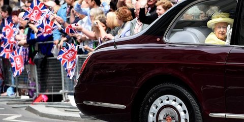 Η γιορτή για τα 90 της Ελισάβετ συνεχίζεται στο Λονδίνο