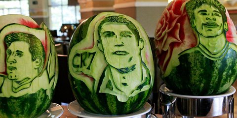 Oλοι οι σταρ του Μουντιάλ από τη μπάλα στο... καρπούζι!