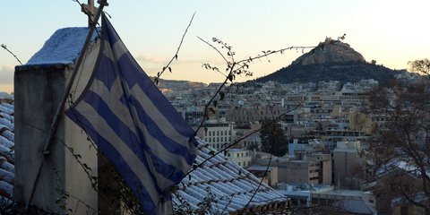 Η θέα της πασπαλισμένης με χιόνι Αθήνας, σήμερα το πρωί, από την Ακρόπολη...