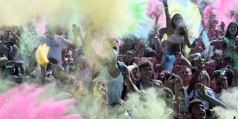 «Ημέρα με τα χρώματα» στο Φεστιβάλ Θέρμης στη Θεσσαλονίκη -Φωτογραφία: Intimenews/ΠΑΠΑΝΙΚΟΣ ΓΙΑΝΝΗΣ