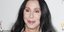 Cher: Μια 67χρονη τραγουδίστρια που το παίζει παιδούλα και βγαίνει ημίγυμνη στη 