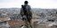 Κούρδος ελεύθερος σκοπευτής στο Κομπάνι της Συρίας (Φωτογραφία αρχείου: ΑΡ)