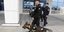 Αστυνομία στο αεροδρόμιο με σκύλο 