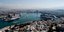 Εικόνα από ψηλά από το λιμάνι του Πειραιά