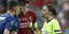 Η Στεφανί Φραπάρ σφυρίζει σε τελικό ποδοσφαίρου ανδρών σε ευρωπαϊκή διασυλλογική διοργάνωση