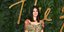 Η Λάνα Ντελ Ρέι με χρυσό τοπ στο κόκκινο χαλί πρεμιέρας