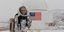 Η Ελένη Αντωνιάδου με στολή αστροναύτη