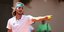 Ο Στέφανος Τσιτσιπάς διαμαρτύρεται στον διαιτητή στον χθεσινό αγώνα του για το Davis Cup