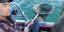 Μια αγριόγατα στην απόχη Αμερικανού ψαρά σε λίμνη της Μοντάνα