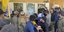 Διαδηλωτές πολιορκούν την πρεσβεία των ΗΠΑ στη Βαγδάτη στις 31 Δεκεμβρίου