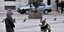 Παιδάκι με σκουφάκι και σκύλος με πουλόβερ εξαιτίας της Κακοκαιρίας Ηφαιστίων στην Αθήνα