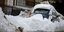 Αυτοκίνητο καλύφθηκε από χιόνι