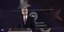 Ο Τζέφρι Πάιατ δίνει ομιλία σε οικονομικό φόρουμ