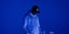 O Virgil Abloh με καπέλο και φούτερ