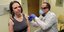 Εθελόντρια εμβολιάζεται σε πείραμα για τον κορωνοϊό