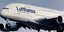Αεροπλάνο της Lufthansa. Η εταιρεία ακύρωσε δρομολόγια λόγω κορωνοϊού