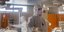 Γιατρός με στολή και μάσκα σε νοσοκομείο αντιμετώπισης κρουσμάτων του κορωνοϊού