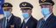 Γερμανοί πιλότοι πριν την πτήση αεροσκάφους με μάσκες