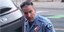 Ο Ντέρεκ Τσόβιν, ο αστυνομικός που κατηγορείται για τον θάνατο του Τζόρτζ Φλόιντ τον πατά στο λαιμό