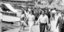 η Τζάκι Κένεντι στο Κάπρι με λευκό τζιν