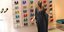 Η Σάρα Τζέσικα Πάρκερ με μαύρο καφτάνι στο νέο της κατάστημα 