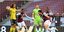 Παίκτης της Αστον Βίλα πανηγυρίζει γκολ κόντρα στην Αρσεναλ
