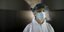 Γιατρός στην Αργεντινή με μάσκα κορωνοϊού