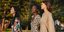 γυναίκες με φλοράλ φορέματα στην καμπάνια του HM