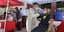 Αστυνομικός κάνει τεστ κορωνοϊού στην Φλόριντα