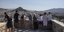 τουριστες με θέα την Αθήνα 