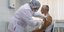 Κλινική δοκιμή εμβολίου για τον κορωνοϊό σε εθελοντή