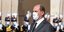 Ο Γάλλος πρωθυπουργός Ζαν Καστέξ με μάσκα προστασίας μετάδοσης του κορωνοϊού