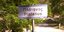 Η πινακίδα του χωριού «Χαιρέτα μου τον Πλάτανο» που κάνει πρεμιέρα στην ΕΡΤ