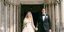Η Γιουνίς Κένεντι Σράιβερ παντρεύτηκε φορώντας το Dior νυφικό της γιαγιάς της -67 χρόνια μετά