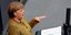 Η καγκελάριος της Γερμανίας, Άνγκελα Μέρκελ στο βήμα της Βουλής